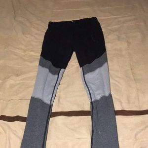 Body defining leggings